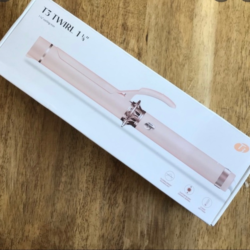 Pink T3 curling iron
